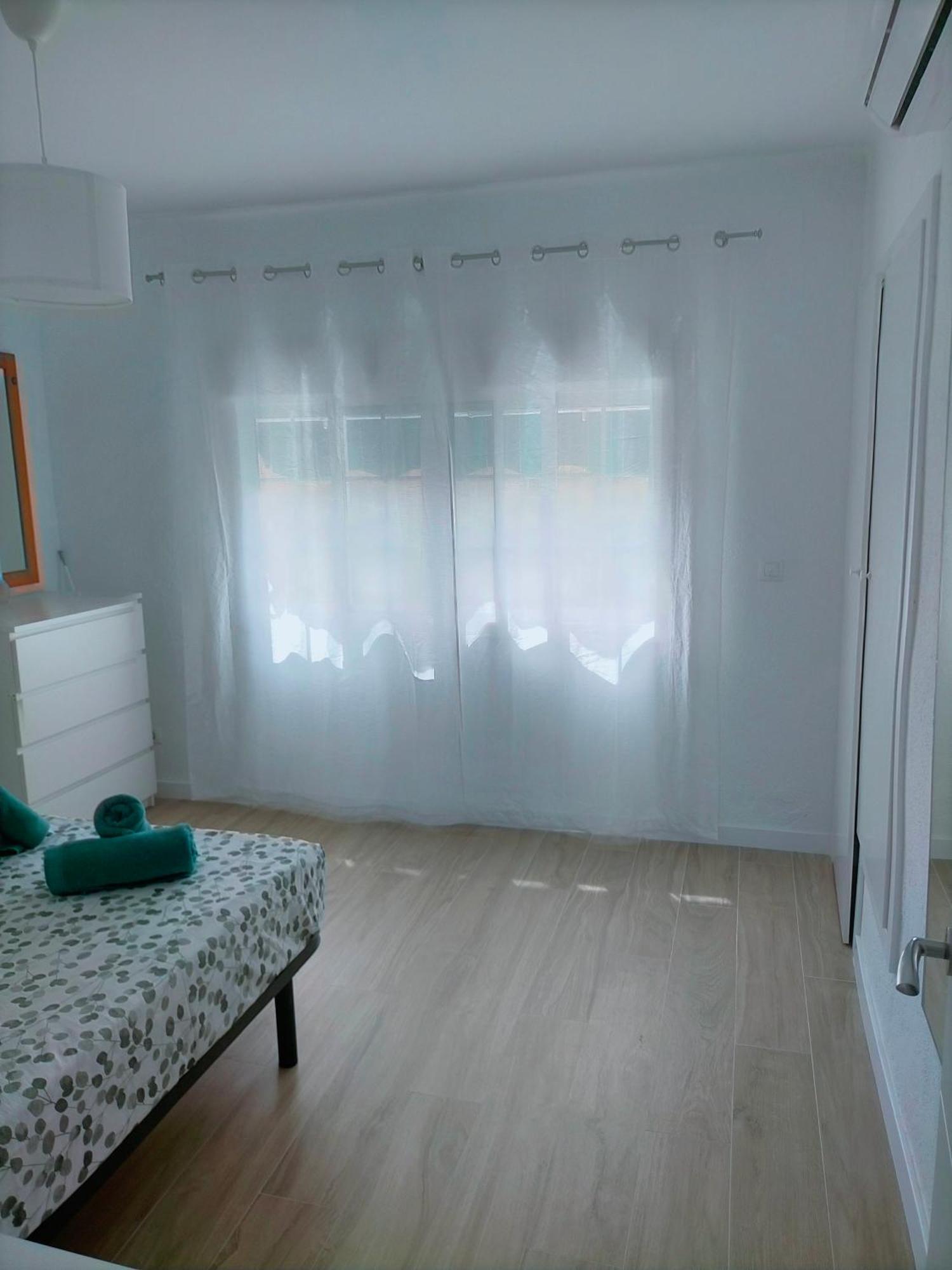 Apartamento Malaga Prat ภายนอก รูปภาพ