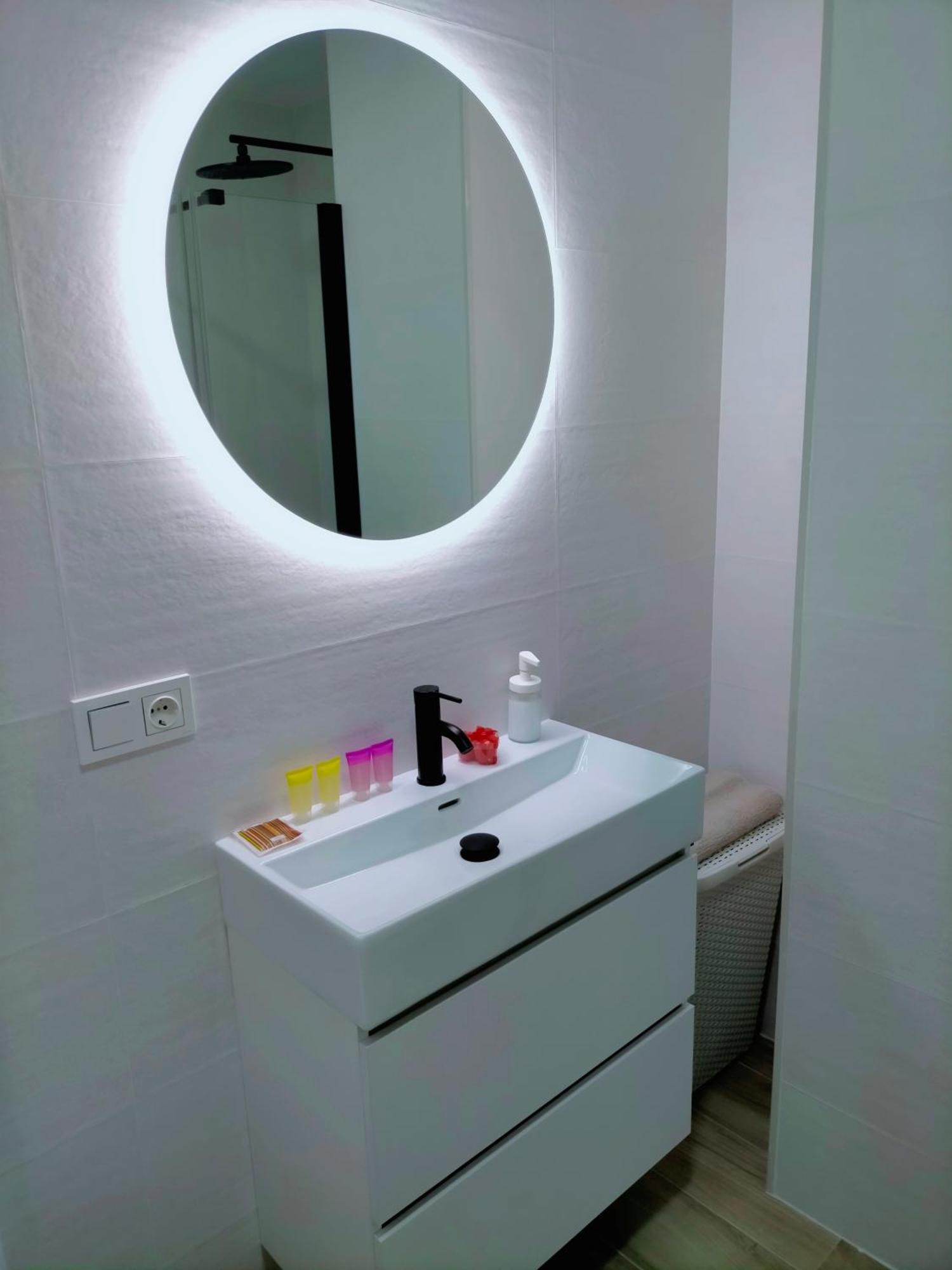 Apartamento Malaga Prat ภายนอก รูปภาพ